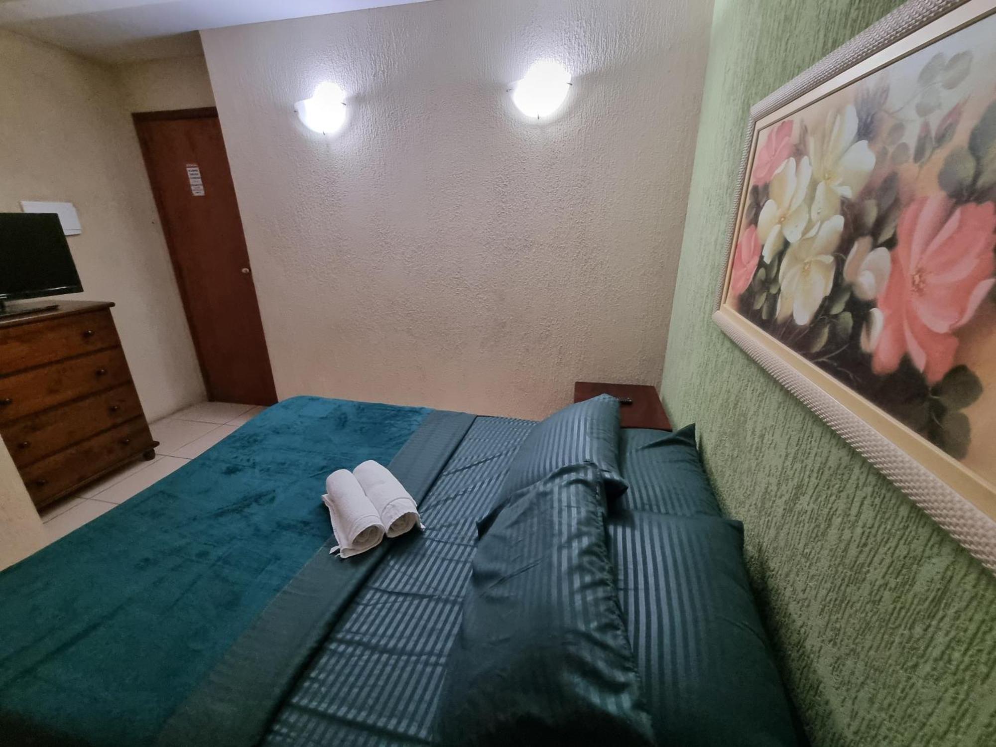 Zenit Pero Ii Hotel *